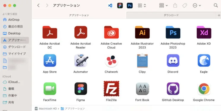 macOSのFinder機能でデータDVDを作成する様子。ディスクにファイルをドラッグし「ディスクを作成」を選択する画面。